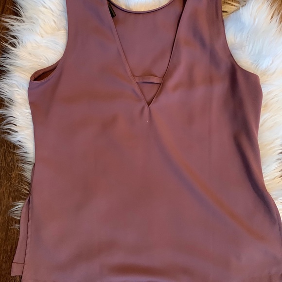 Loft Top - Picture 4 of 6